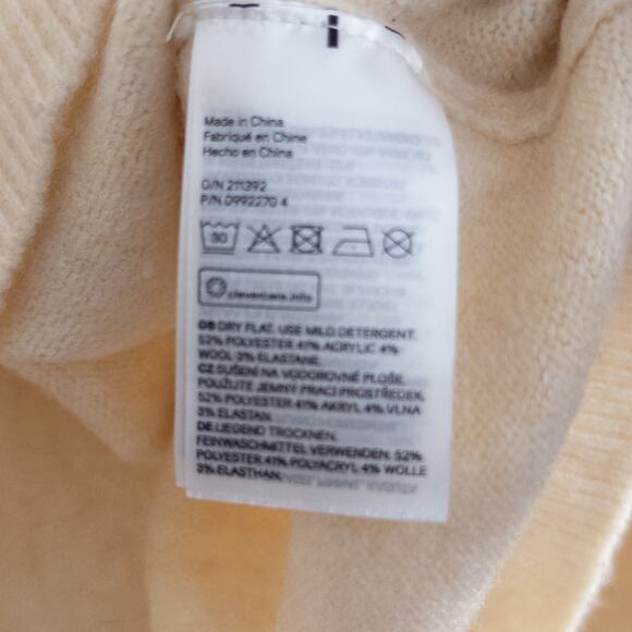 H&M Pale Yellow Wool Blend Sweater and  Relaxed Fit Blue Pull-On Jeans Medium - Picture 6 of 14